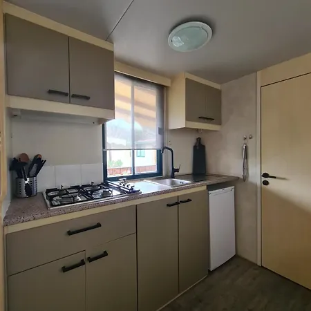 Toscane Aan Zee, Viareggio- Mobile Home-chalet, Pisa, Lucca -zr3 אתר קמפינג